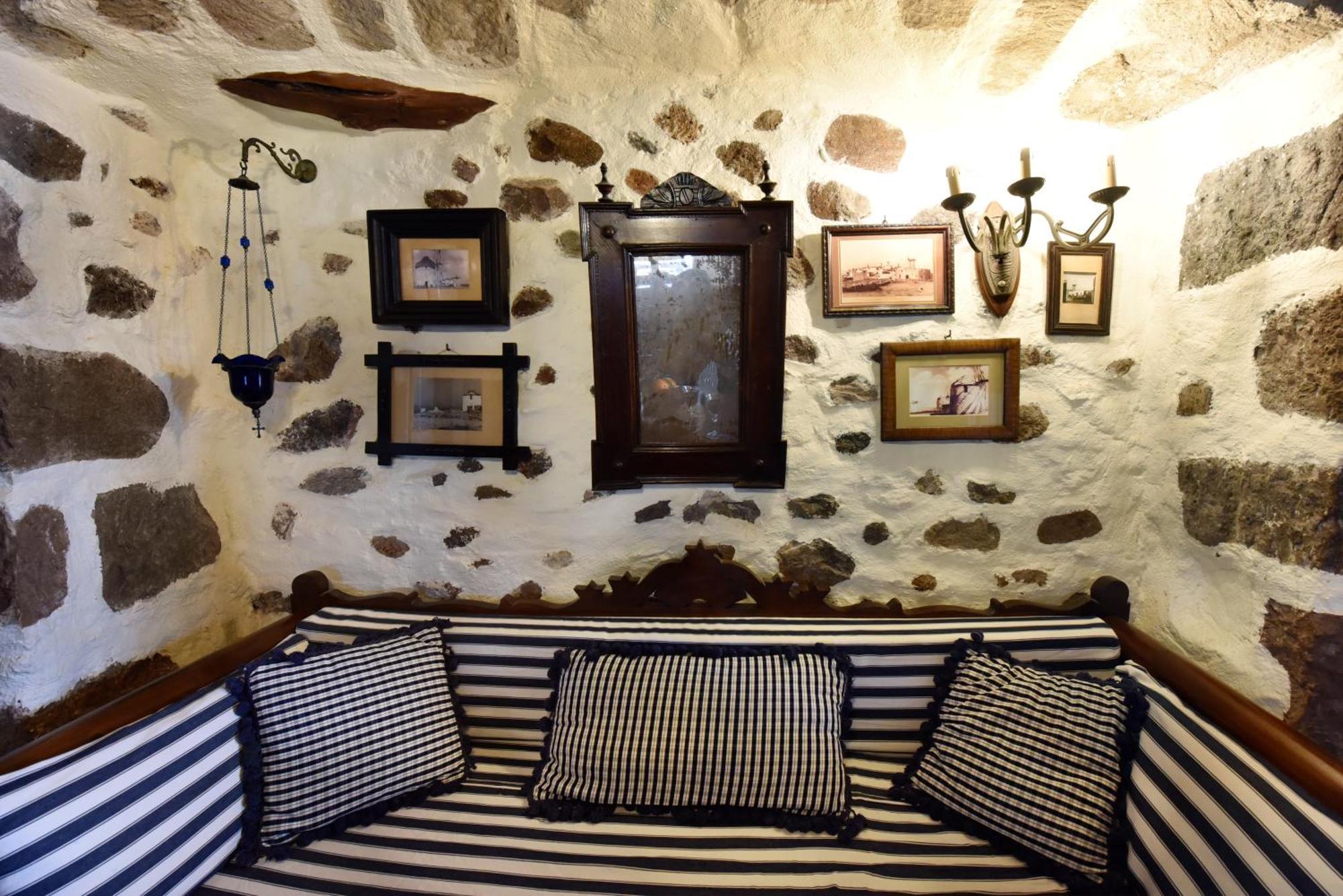Anastasia'S Windmill And Anastasia'S Studio Plaka  Экстерьер фото